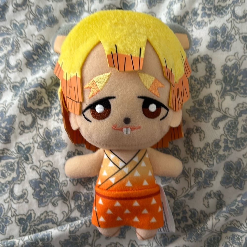 DEMON SLAYER ZENITSU PLUSH